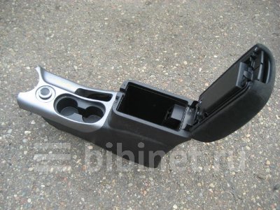 Купить Бардачок на Mitsubishi Outlander CW5W 4B12 в Красноярске