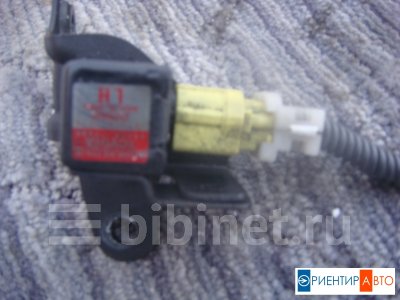 Купить Датчик SRS на Toyota Mark II Blit JZX110W 1JZ-FSE передний левый в Красноярске