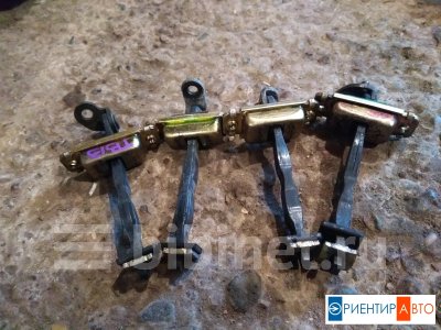 Купить Ограничитель двери на Hyundai Getz TB G4EA в Красноярске