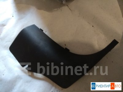 Купить Пластиковые детали салона на Nissan Micra K12 CR12DE нижние передние правые в Красноярске