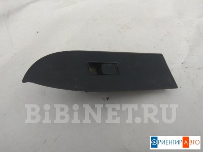 Купить Блок управления стеклоподъемниками на Suzuki Escudo TDA4W J24B передний левый в Красноярске