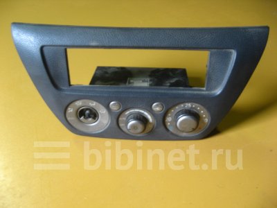 Купить Блок управления климат-контролем на Mitsubishi Lancer CS2A  в Красноярске