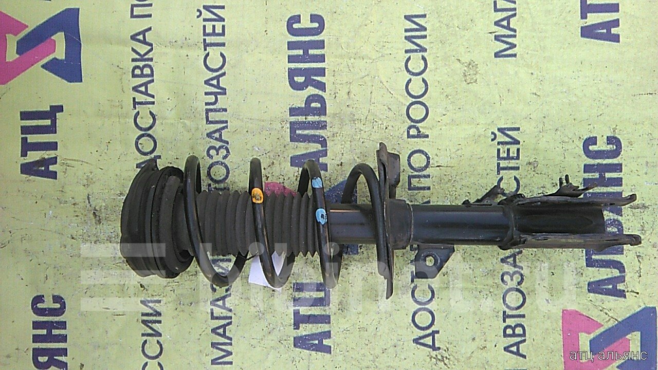 Купить Стойки Ниссан Серена С25