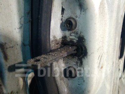 Купить Ограничитель двери на Nissan Bluebird CA18E передний правый  в Ленинск-Кузнецком