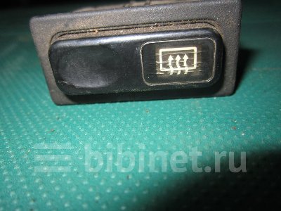 Купить Кнопку обогрева стекла на Honda Civic 1990г. EF2  в Красноярске