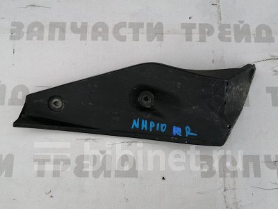 Купить Подкрылок на Toyota Aqua NHP10 задний правый в Благовещенске