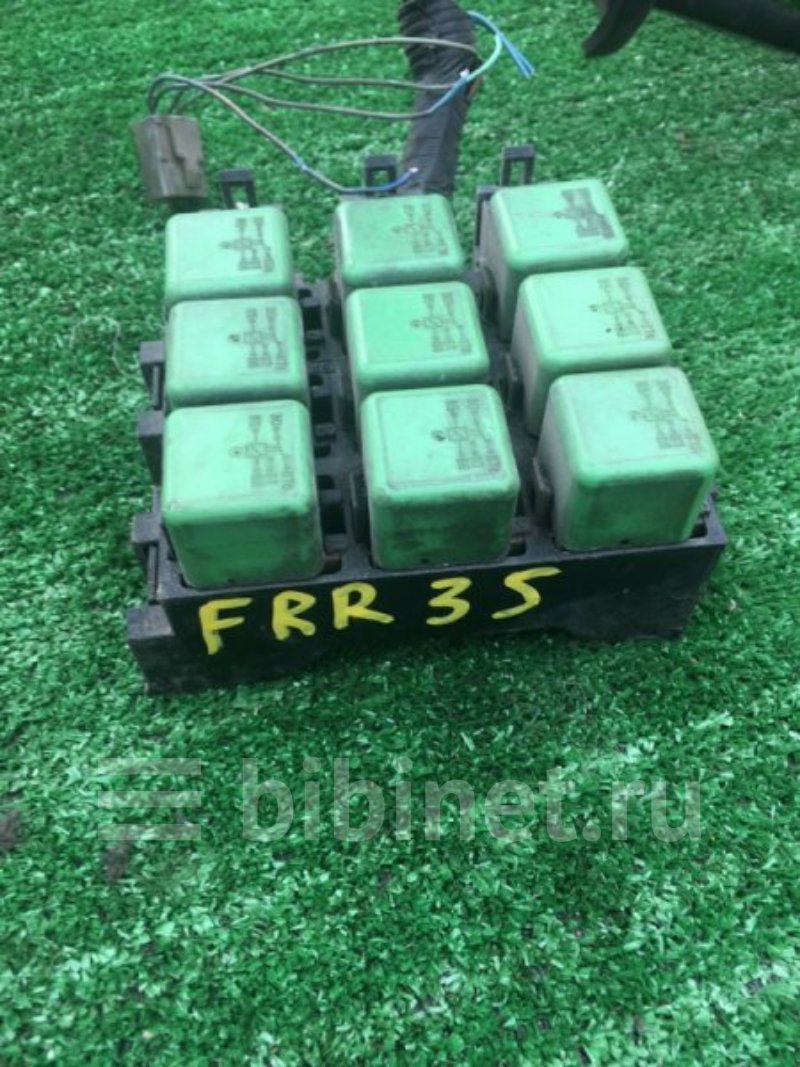 Где находятся предохранители на исузу Реле Isuzu Forward кузов FRR35