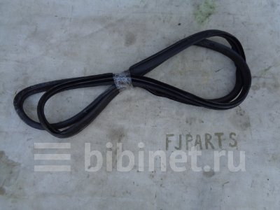 Купить Уплотнитель на Honda Stream RN7 R18A задний правый во Владивостоке