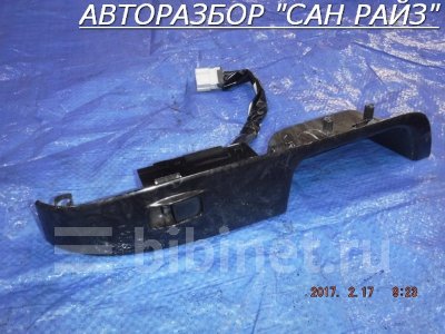 Купить Кнопку стеклоподъемника на Mitsubishi Airtrek CU2W переднюю левую  в Барнауле