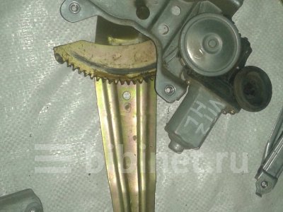 Купить Стеклоподъемник на Toyota Vitz NCP10 задний в Красноярске