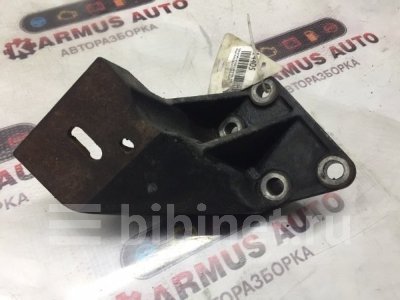 Купить Подушку двигателя на Nissan Elgrand ALE50 VG33E левую в Комсомольск-на-Амуре