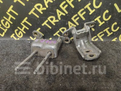 Купить Петлю двери на Infiniti FX45 S50 VK45DE заднюю правую во Владивостоке