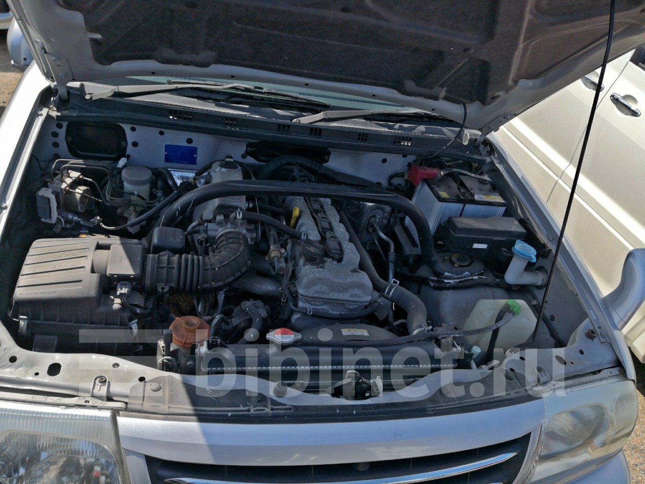 Эскудо j20a. Подкапотное пространство Сузуки эскудо j20a. Suzuki Escudo tl52w салонный фильтр j20a 2003 года. Подкапотное пространство Сузуки эскудо 95 год. Подкапотка Eclipse 420a.