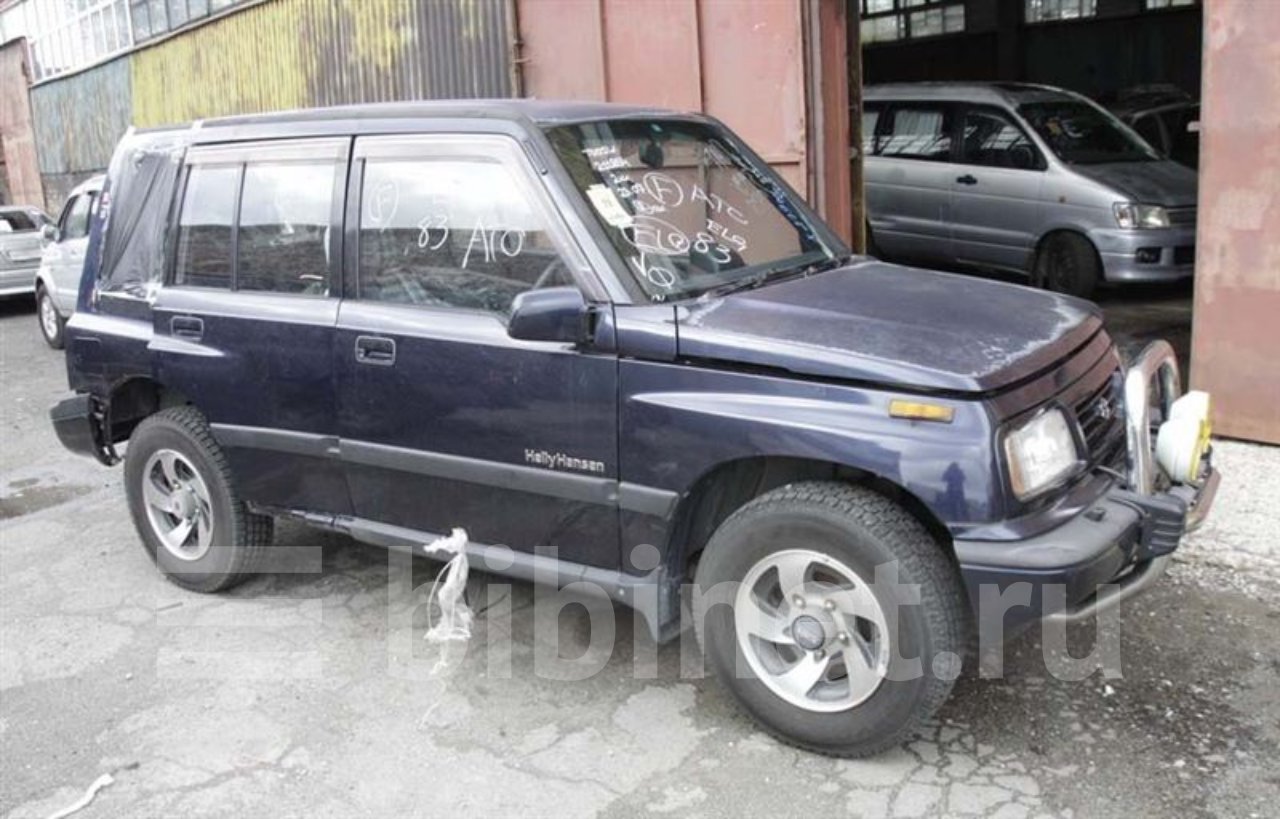 Сузуки эскудо td01w. Эскудо td01w 1997. Кузов Сузуки эскудо td01w. Suzuki Escudo td01w молдинг.