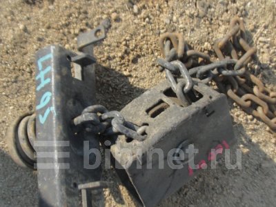 Купить Кронштейн запасного колеса на Toyota Hiace Truck 1994г. LH95 2L задний в Артеме