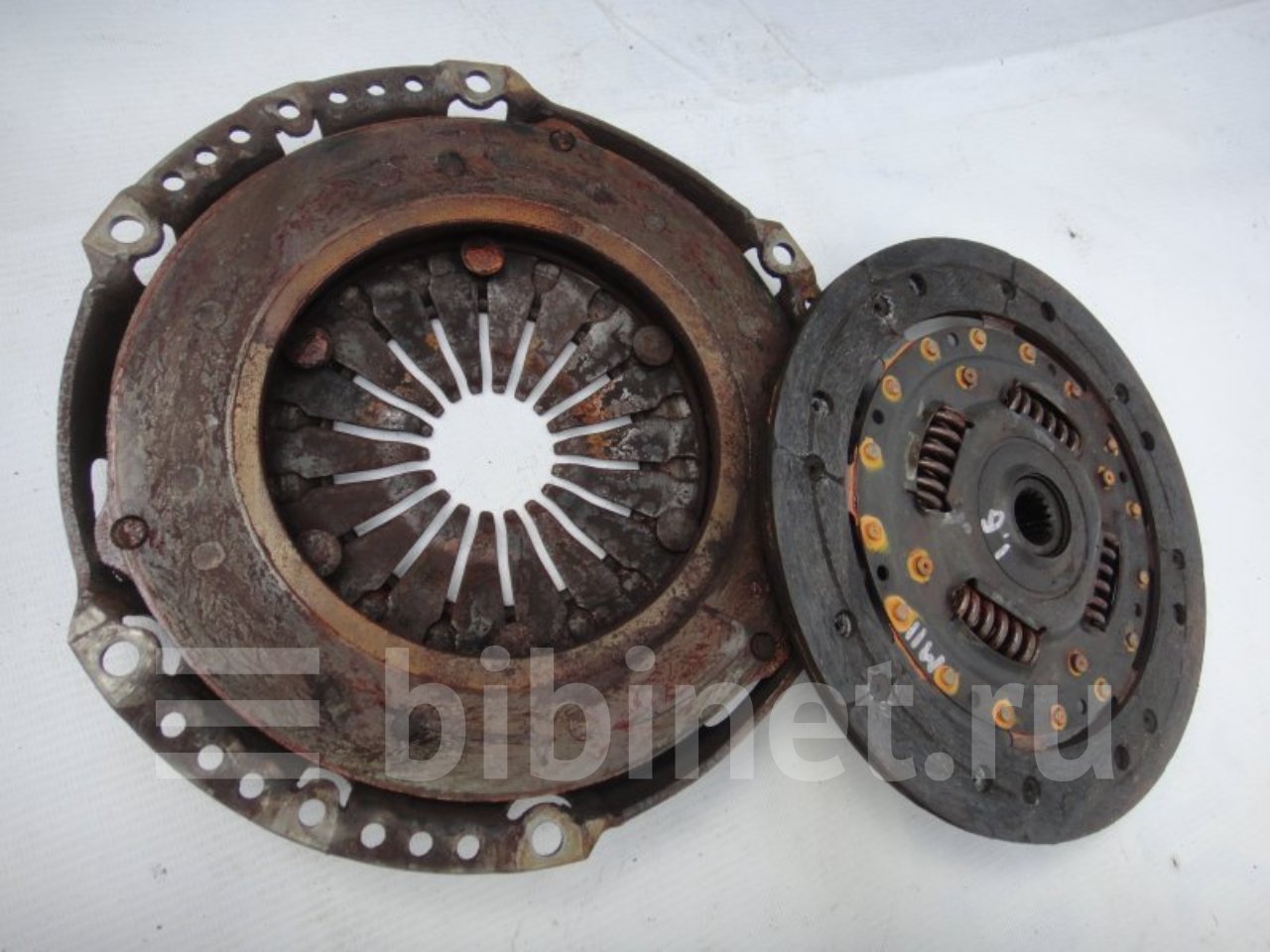 Focus cap. Ford 1746881 сцепление. 1746881 Ford. Корзина сцепления Форд фокус 2. Корзина сцепление фокус 2.