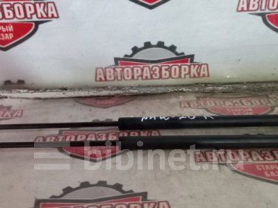 Купить Амортизатор багажника на Toyota Prius NHW20 1NZ-FXE задний