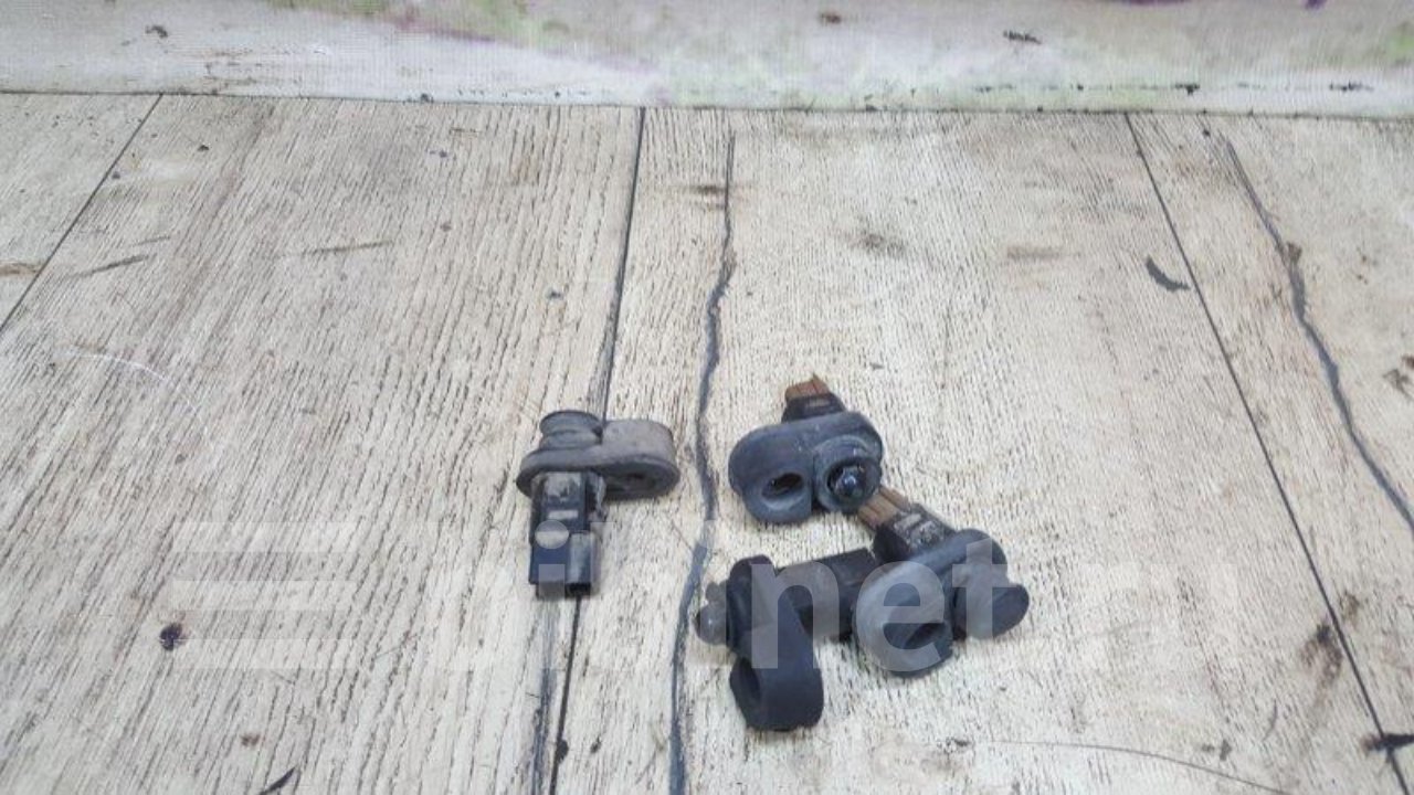 Купить Концевик Двери Ниссан Террано Rr50