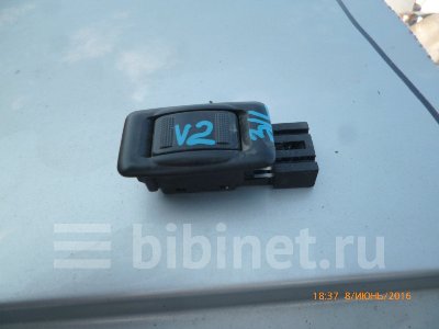 Купить Кнопку стеклоподъемника на FAW V2  в Челябинске