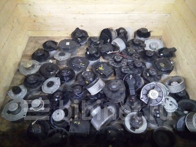 Купить Вентилятор печки на Subaru Forester 2001г. SG5 EJ20-T в Красноярске