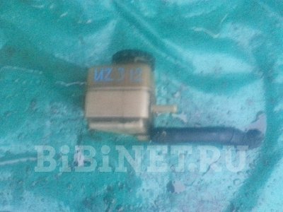 Купить Бачок гидроусилителя на Toyota Land Cruiser 100 2005г. UZJ100W 2UZ-FE в Новосибирске