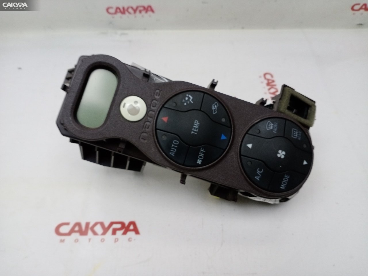 Блок управления климат-контролем Toyota Spade NCP141 1NZ-FE: купить в Сакура Красноярск.