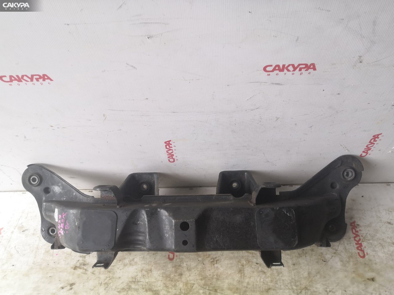 Балка поперечная задняя Suzuki Aerio RB21S M15A: купить в Сакура Красноярск.