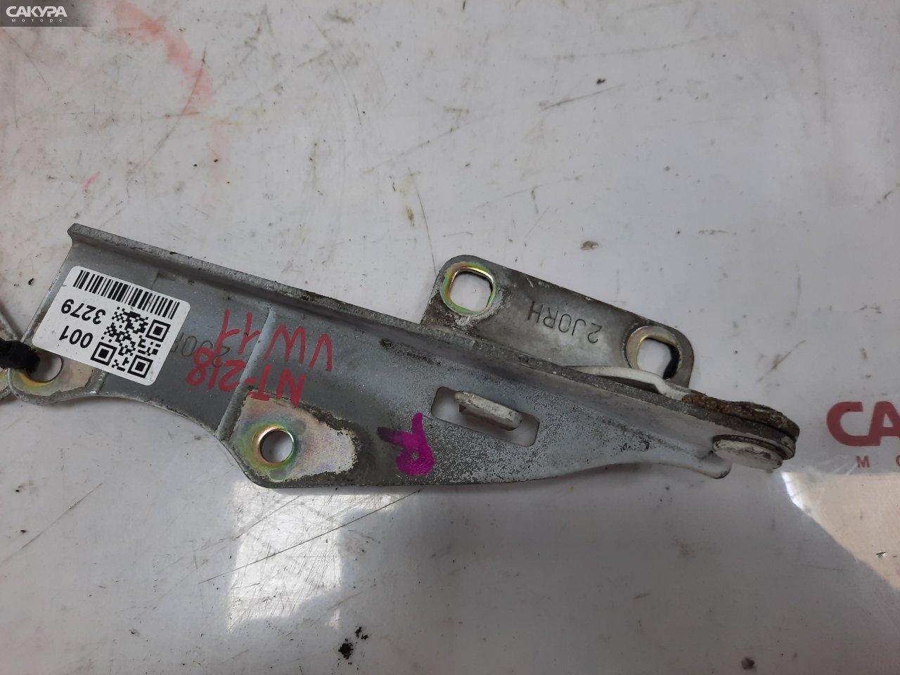 Кронштейн капота правый Nissan Expert VW11 QG18DE: купить в Сакура Красноярск.