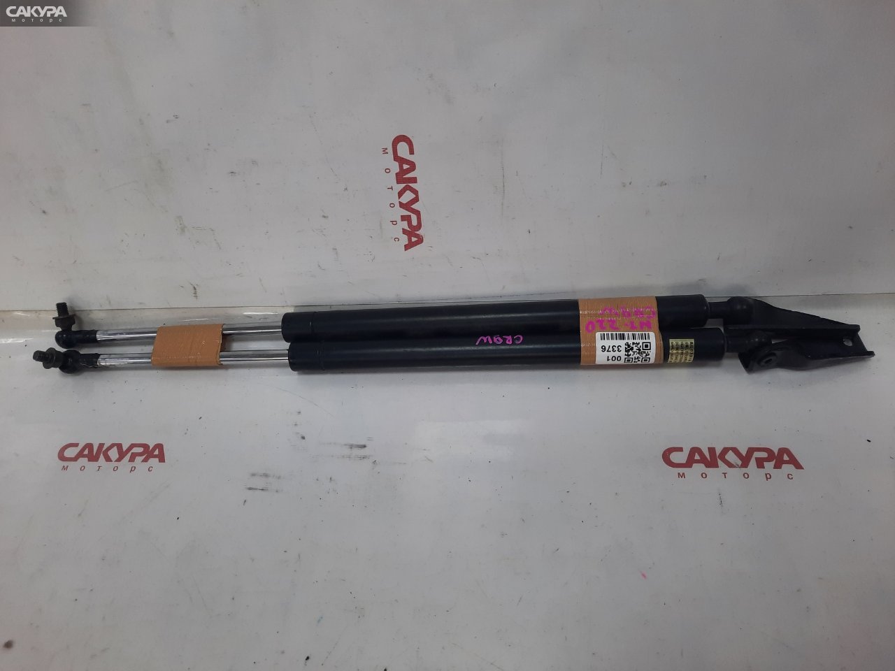 Амортизатор багажника Mitsubishi Dion CR9W 4G63: купить в Сакура Красноярск.