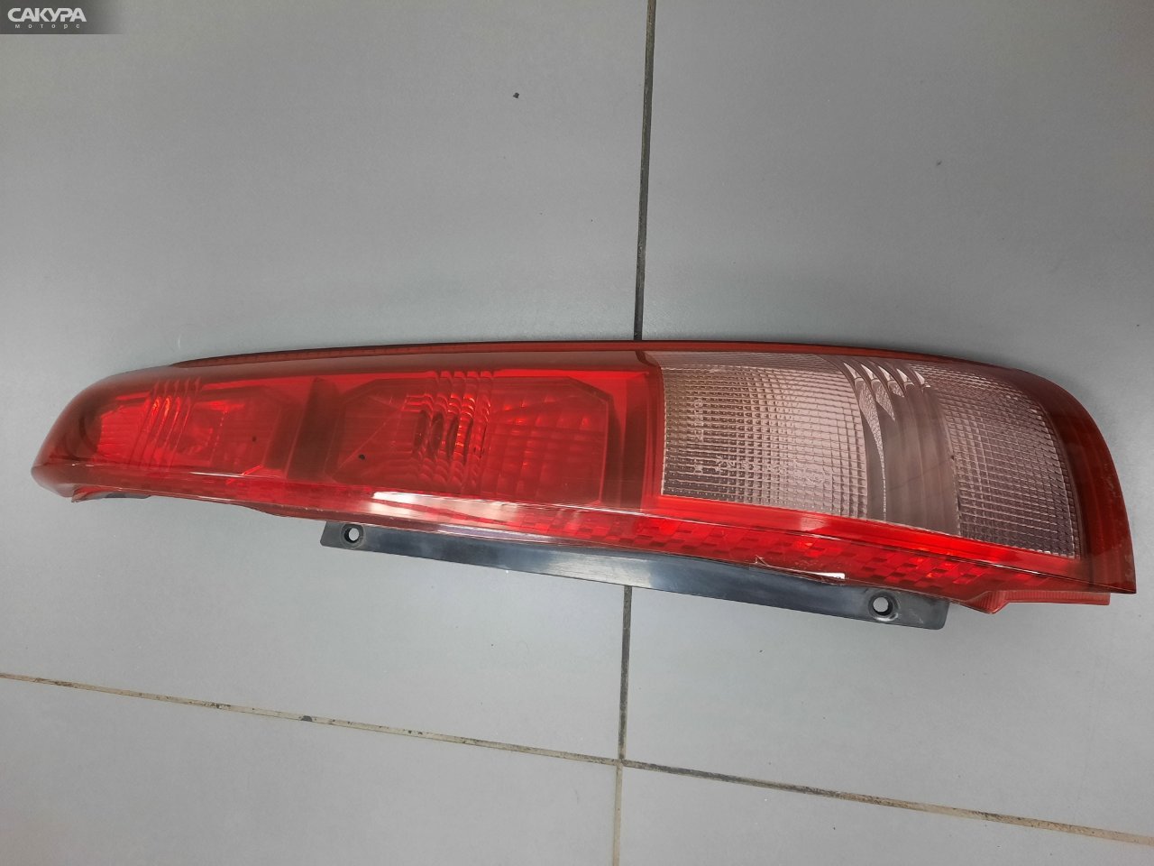 Фонарь стоп-сигнала правый Nissan X-TRAIL NT30 QR20DE 4913: купить в Сакура Красноярск.