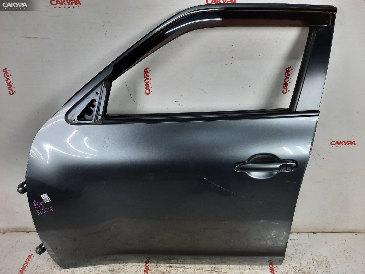 Дверь боковая передняя левая Nissan Juke NF15 MR16DDT: купить в Сакура Красноярск.