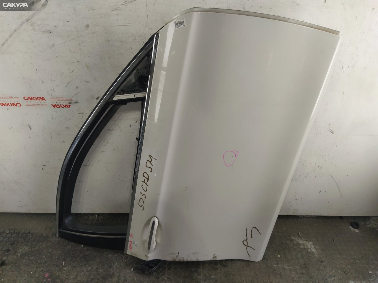 Дверь боковая передняя правая BMW 523i F10 N52 B25: купить в Сакура Красноярск.