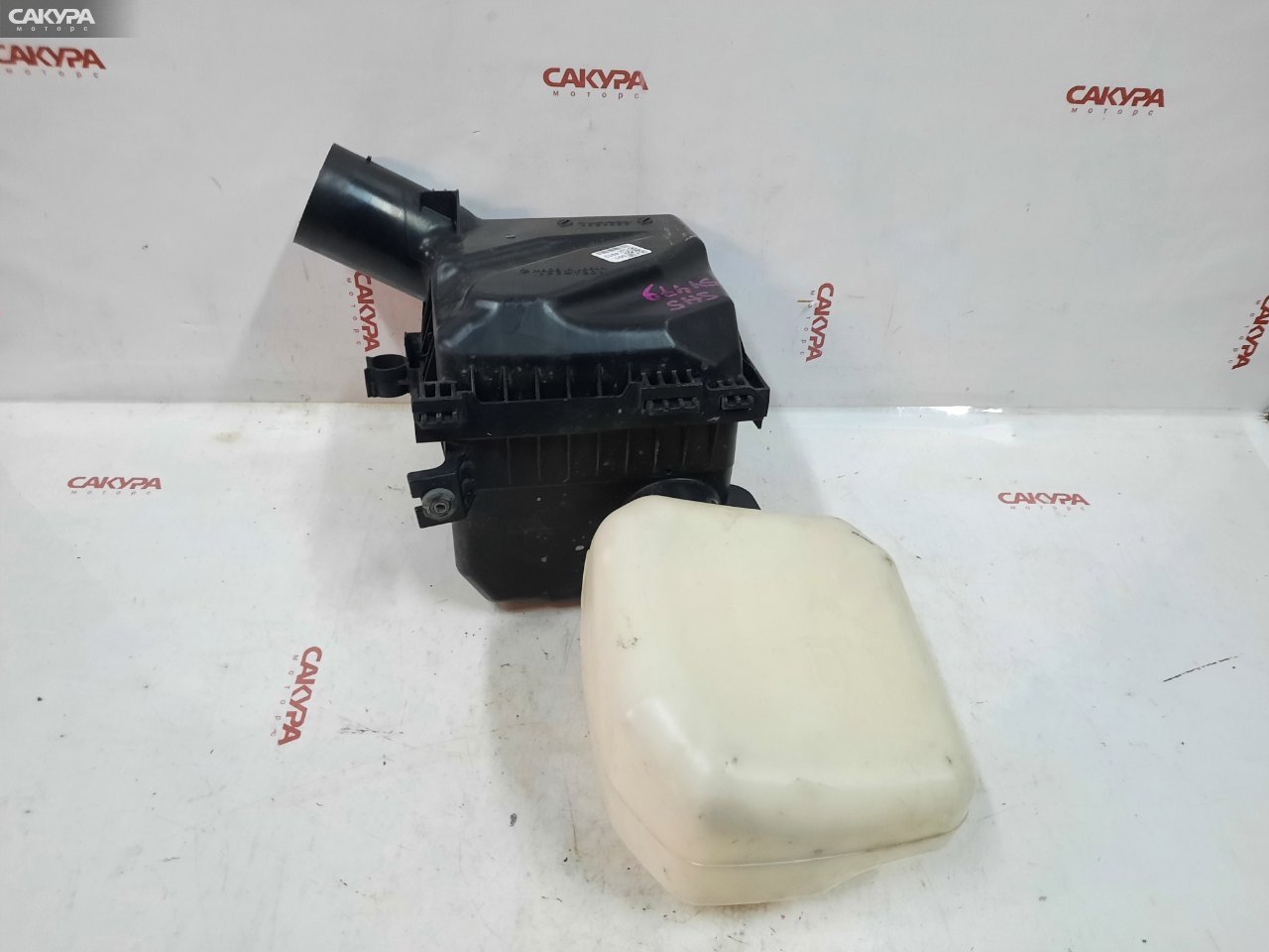 Корпус воздушного фильтра Subaru Forester SH5 EJ204: купить в Сакура Красноярск.
