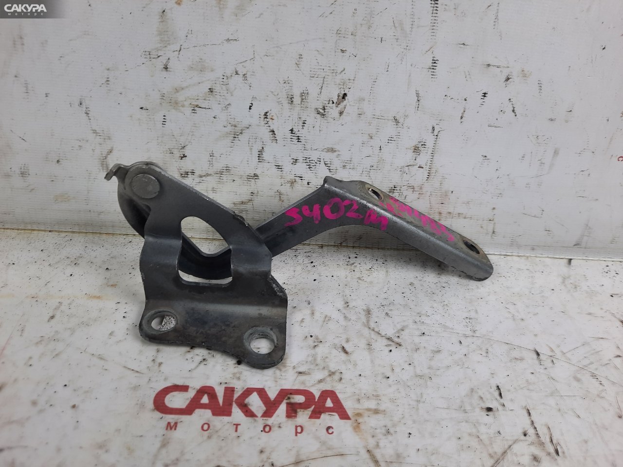 Кронштейн капота правый Toyota Liteace S402M 3SZ-VE: купить в Сакура Красноярск.