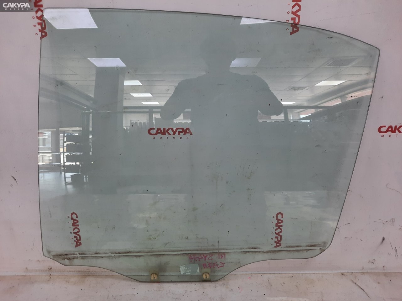 Стекло боковое заднее левое Mitsubishi Galant EA7A 4G94: купить в Сакура Красноярск.