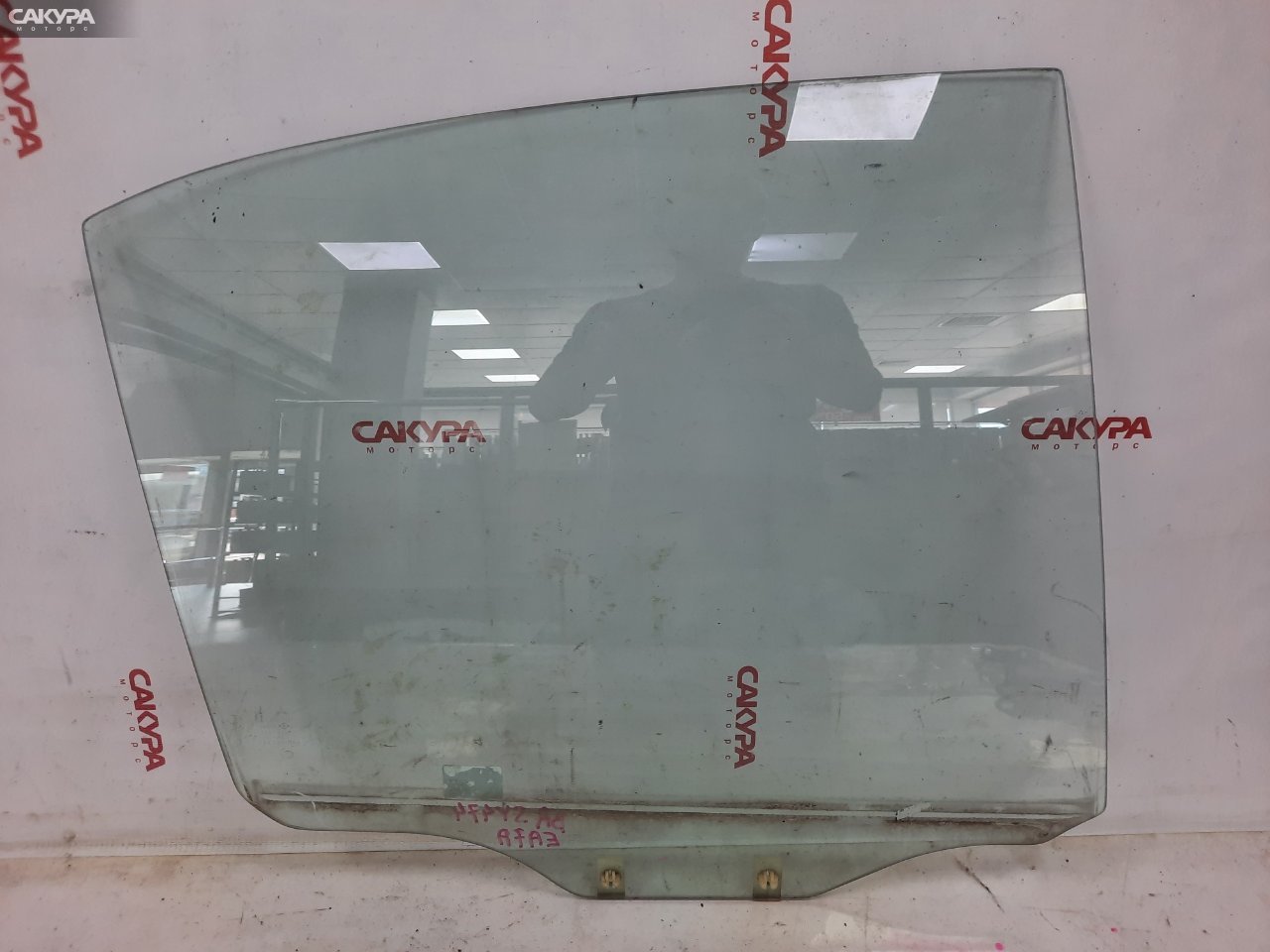 Стекло боковое заднее правое Mitsubishi Galant EA7A 4G94: купить в Сакура Красноярск.