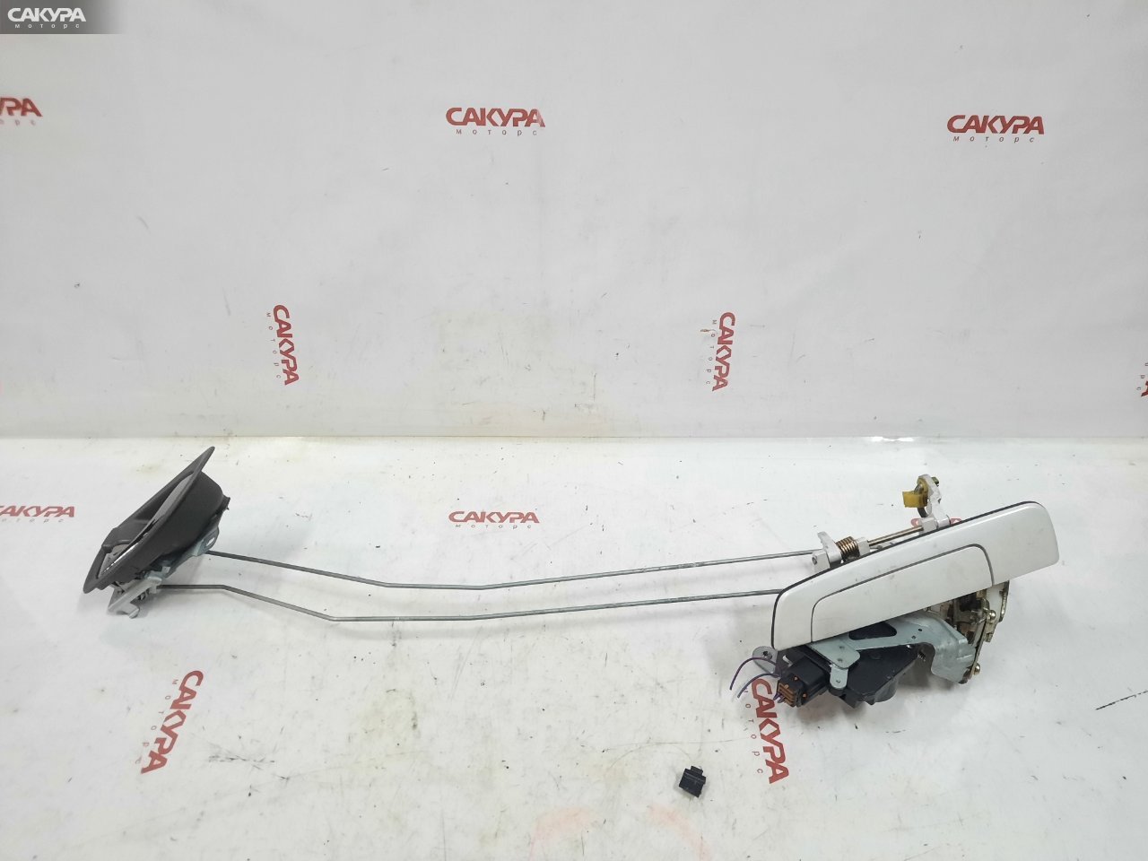 Ручка наружная задняя левая Mitsubishi Galant EA7A 4G94: купить в Сакура Красноярск.