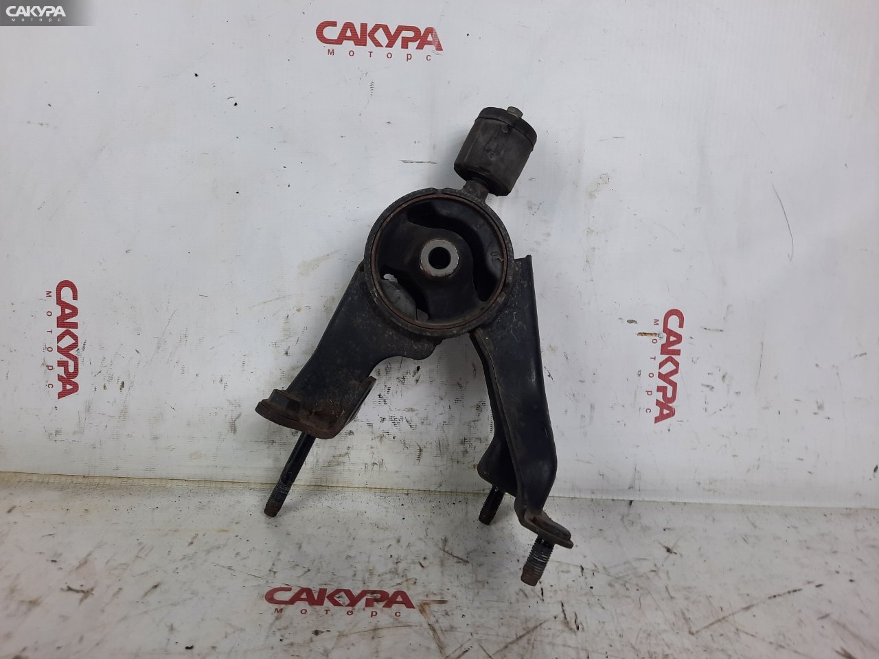 Подушка двигателя задняя Toyota Corolla Fielder ZRE142G 2ZR-FE: купить в Сакура Красноярск.