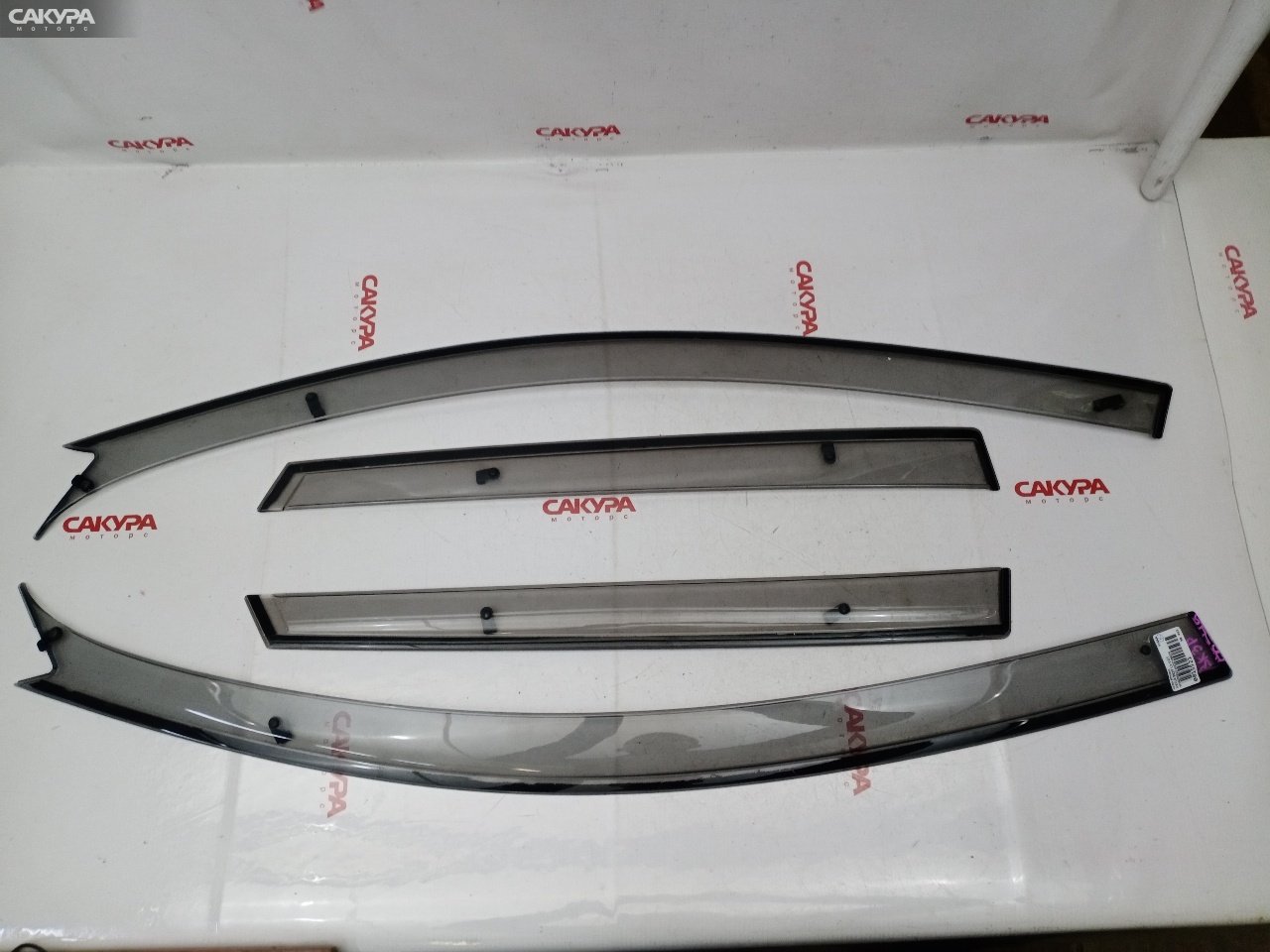 Ветровик Mazda Axela BK3P L3-VDT: купить в Сакура Красноярск.