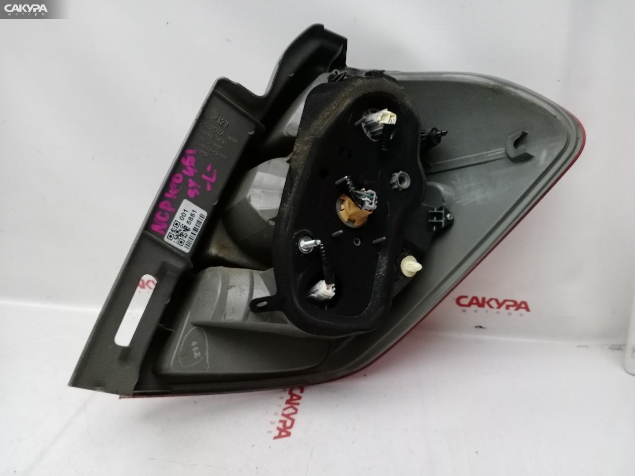 Фонарь стоп-сигнала левый Toyota Ractis NCP100 1NZ-FE 52-159: купить в Сакура Красноярск.