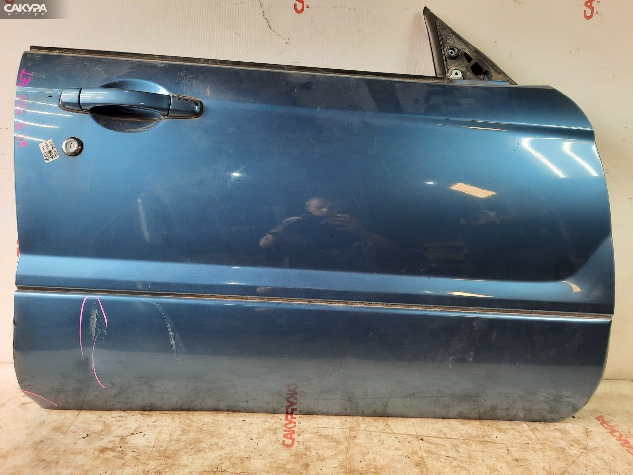 Дверь боковая передняя правая Subaru Forester SG5 EJ205: купить в Сакура Красноярск.