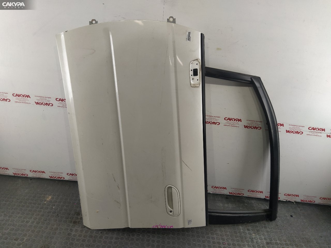 Дверь боковая передняя левая Honda Odyssey RA6 F23A: купить в Сакура Красноярск.