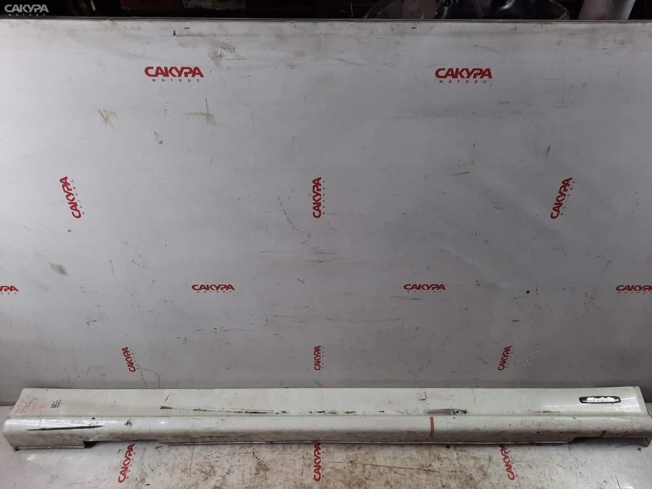 Порог правый Honda Odyssey RA6 F23A: купить в Сакура Красноярск.