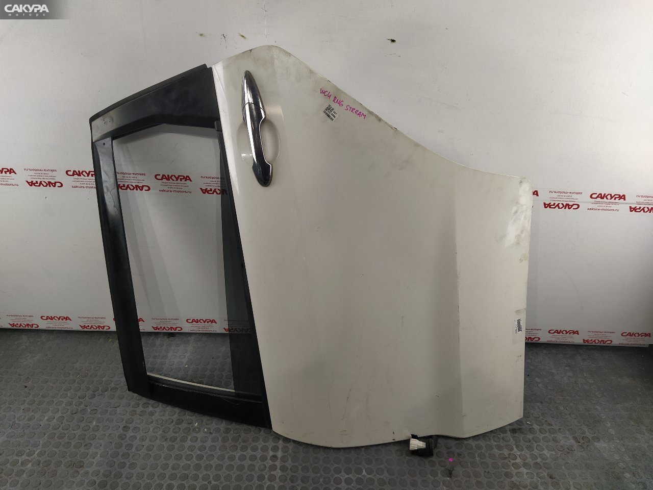 Дверь боковая задняя левая Honda Stream RN6 R18A: купить в Сакура Красноярск.