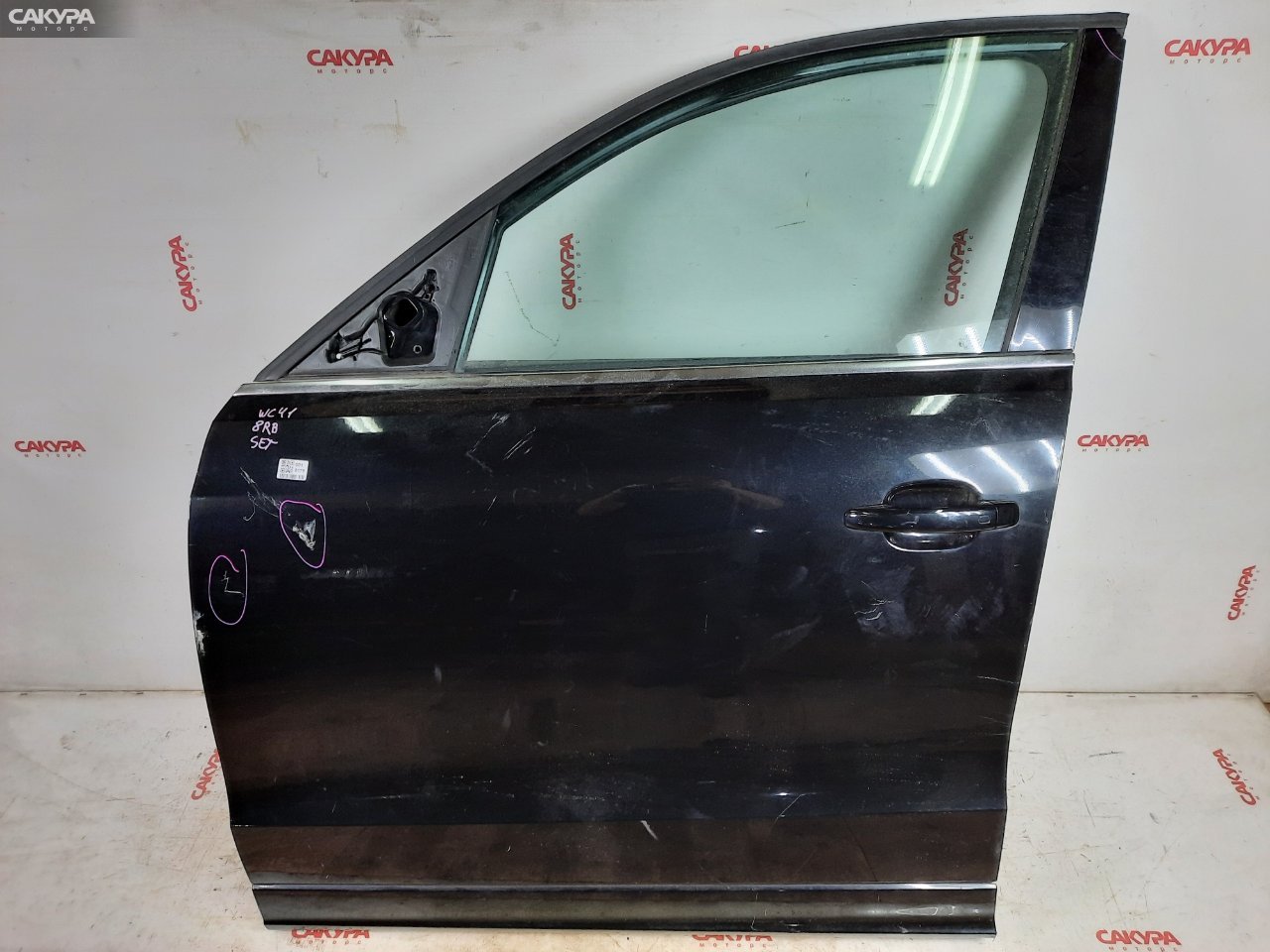 Дверь боковая передняя левая Audi Q5 8RB CDNC: купить в Сакура Красноярск.