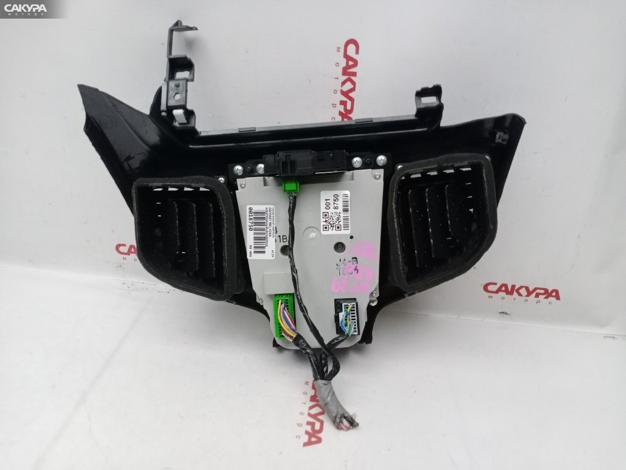 Блок управления климат-контролем Honda Odyssey RB1 K24A: купить в Сакура Красноярск.