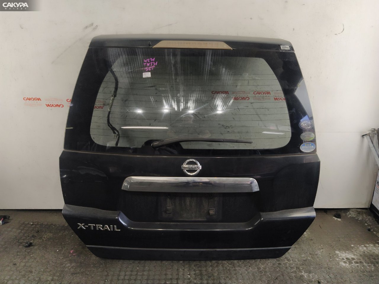 Дверь багажника Nissan X-TRAIL TNT31 QR25DE: купить в Сакура Красноярск.