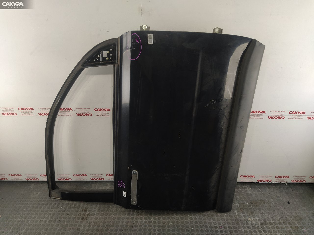 Дверь боковая передняя правая Nissan X-TRAIL TNT31 QR25DE: купить в Сакура Красноярск.
