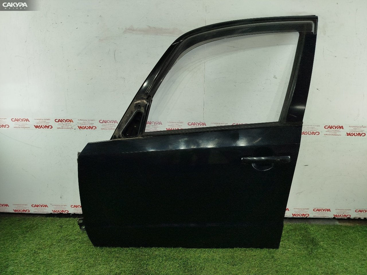 Дверь боковая передняя левая Suzuki SX4 YB11S M15A: купить в Сакура Красноярск.