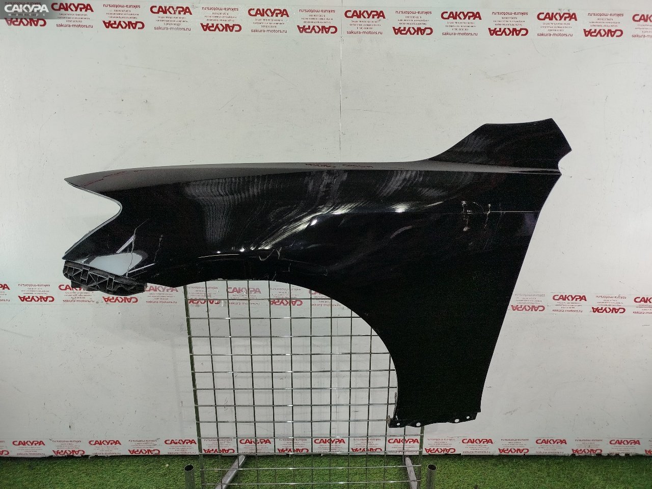 Крыло переднее левое Lexus IS250 GSE20 4GR-FSE: купить в Сакура Красноярск.